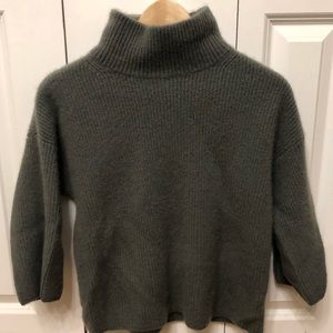 Rachel Zoe 100% Cashmere turtleneck sweater